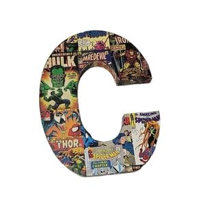 Marvel C Initial Wall Decor